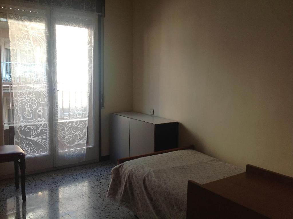 Hostel Alhambra Girona Phòng bức ảnh