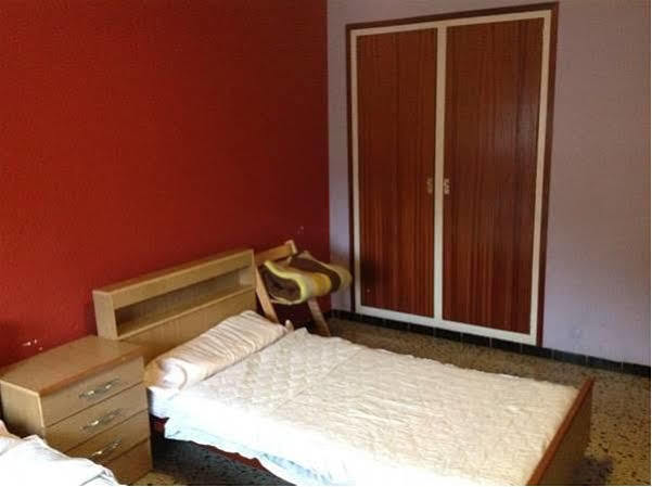 Hostel Alhambra Girona Ngoại thất bức ảnh